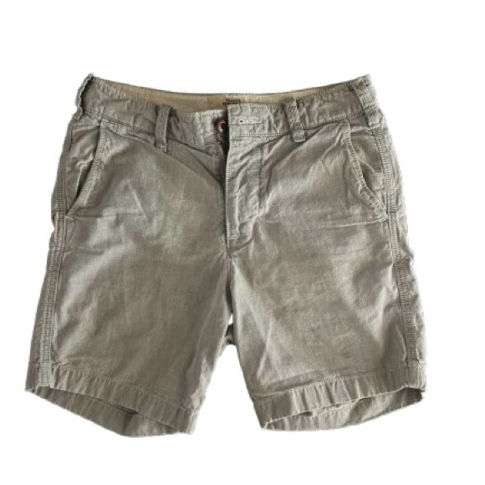 Columbia Men's Tan Shorts